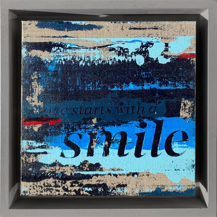 »PEACE STARTS WITH A SMILE«
